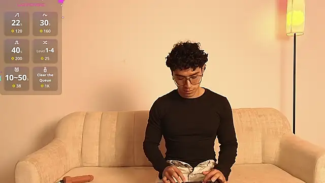 LittleMya  online show from March 5, 2026, 11:32 pm