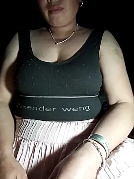 lux-angel online show from March 8, 2026, 4:16 am