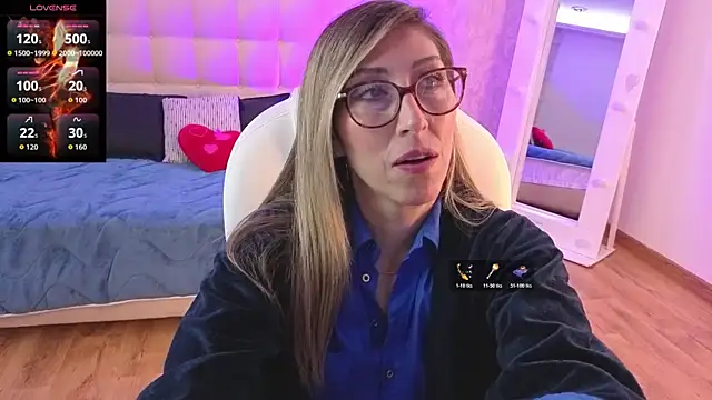 Scarlett 079 online show from April 11, 2026, 11:47 am