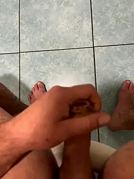 Snapshot of rokis12 chatting on December 4, 2025, 4:22 am rokis12 online show from December 4, 2025, 4:22 am