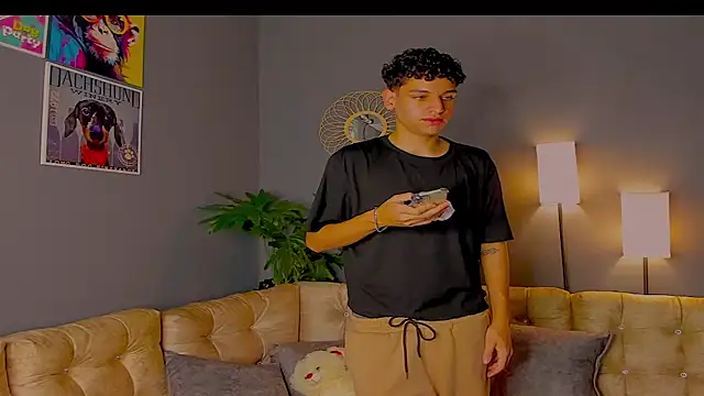 kairos 33 online show from December 5, 2025, 7:23 pm