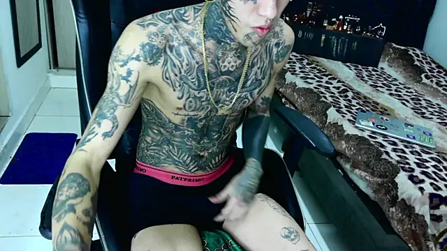 tattoboy01 online show from December 5, 2025, 8:13 am