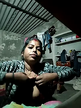 Snapshot of Ponam_sexy chatting on February 13, 2026, 12:21 am Ponam sexy online show from February 13, 2026, 12:21 am