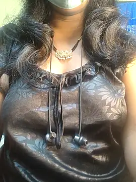 Preeti345 online show from March 10, 2026, 1:53 am