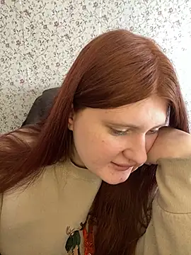 Snapshot of NicollVeys chatting on February 9, 2026, 7:28 am NicollVeys online show from February 9, 2026, 7:28 am