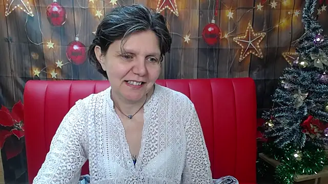 LunaDobra online show from January 8, 2026, 6:58 pm