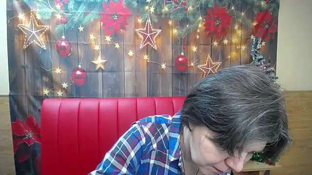 LunaDobra online show from January 11, 2026, 6:15 pm