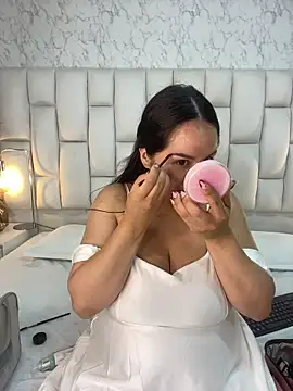 LissaBaker online show from January 8, 2026, 11:33 pm