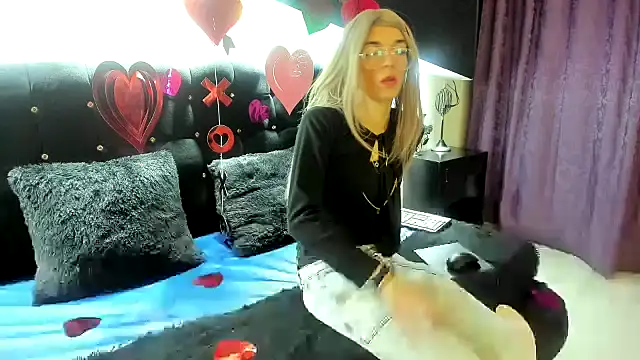 Lis Pearson online show from February 14, 2026, 1:17 am