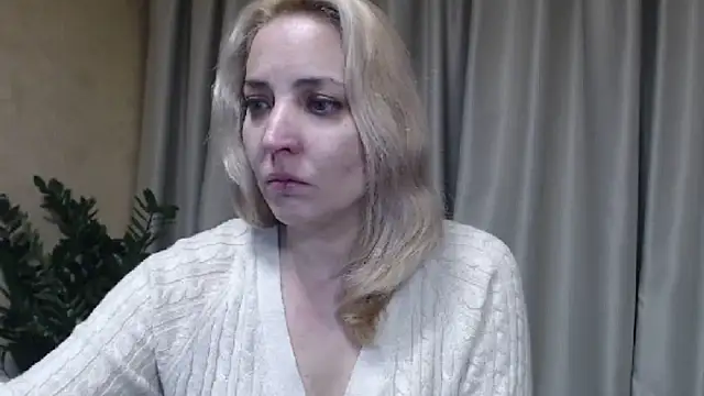 sweetpussy online show from November 19, 2025, 5:13 pm