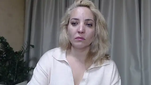 sweetpussy online show from October 13, 2025, 4:08 pm