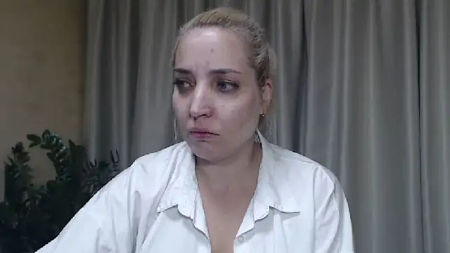 sweetpussy online show from September 25, 2025, 3:40 pm