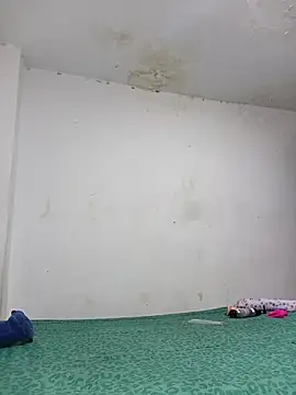 valenpaisita2123 online show from February 26, 2026, 7:14 pm