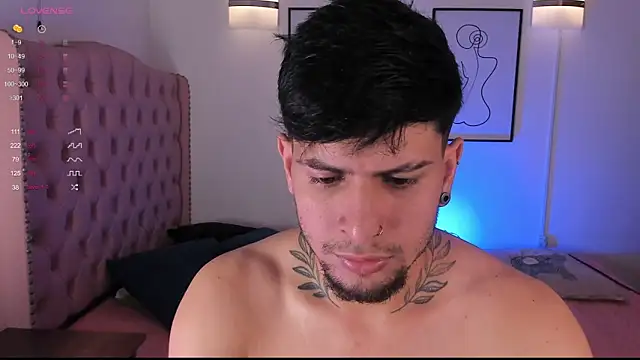 vaalentiino online show from February 26, 2026, 7:36 pm