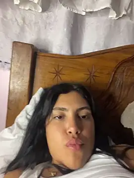  Laurentt  online show from April 14, 2026, 2:05 am