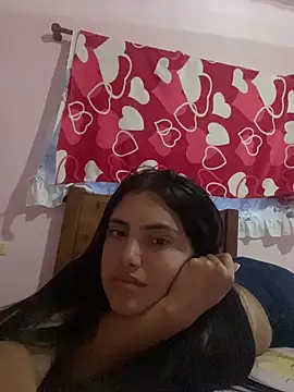 Snapshot of _Laurentt_ chatting on January 15, 2026, 10:35 pm Laurentt online show from January 15, 2026, 10:35 pm