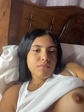  Laurentt  online show from April 5, 2026, 2:18 am