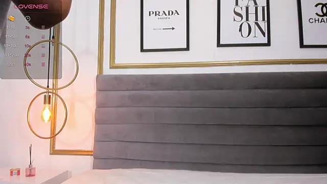 Snapshot of Ririblonde1 chatting on December 15, 2025, 12:33 pm Ririblonde1 online show from December 15, 2025, 12:33 pm