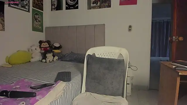 little  ammy online show from April 10, 2026, 9:11 pm