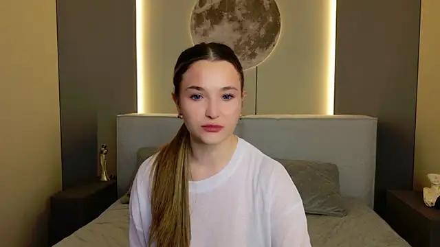 Snapshot of Lina_Sinerz chatting on March 2, 2026, 8:27 pm Lina Sinerz online show from March 2, 2026, 8:27 pm