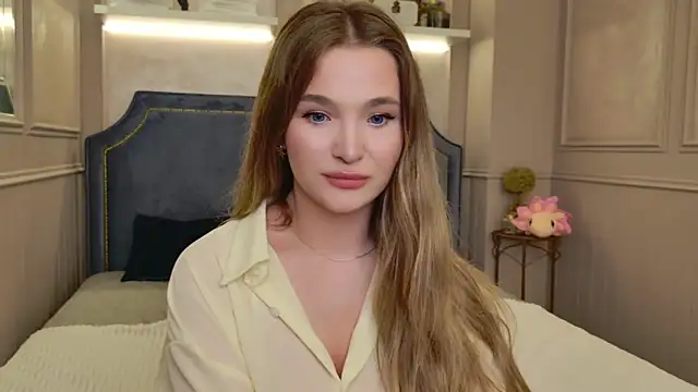 Snapshot of Lina_Sinerz chatting on June 12, 2026, 8:50 pm Lina Sinerz online show from June 12, 2026, 8:50 pm