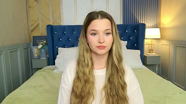 Snapshot of Lina_Sinerz chatting on February 9, 2026, 8:29 pm Lina Sinerz online show from February 9, 2026, 8:29 pm