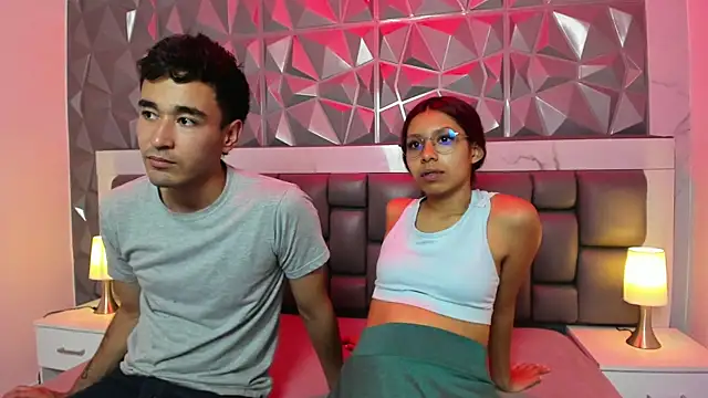 Snapshot of KathyAiden chatting on January 9, 2026, 7:43 pm KathyAiden online show from January 9, 2026, 7:43 pm