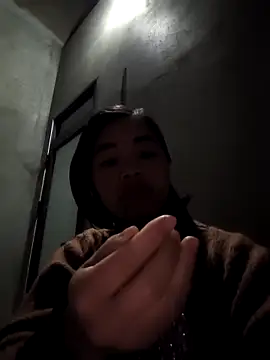 Snapshot of mon-monk chatting on February 13, 2026, 8:20 pm mon-monk online show from February 13, 2026, 8:20 pm