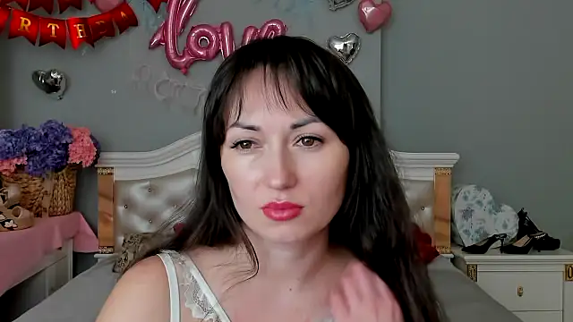 Snapshot of RosiAlina chatting on February 21, 2026, 9:22 am RosiAlina online show from February 21, 2026, 9:22 am