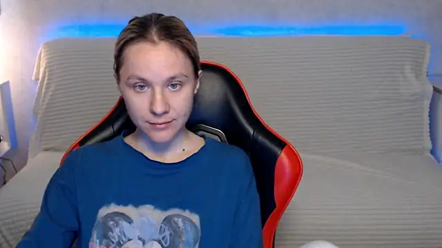 MiaBun1 online show from May 14, 2026, 3:03 am