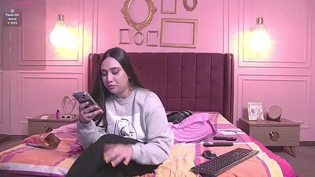 KendallVelvet online show from March 14, 2026, 4:46 pm