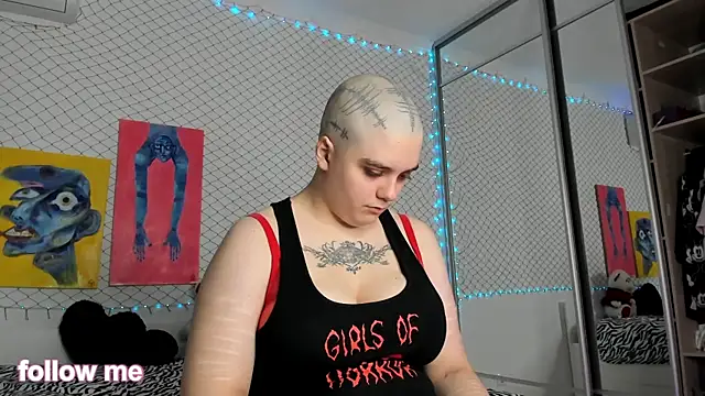 enigmastella online show from December 14, 2025, 11:38 am