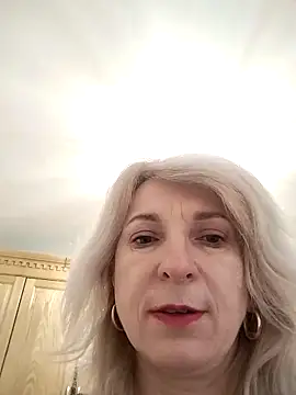 AhlyssaLove1155 online show from February 17, 2026, 3:42 pm