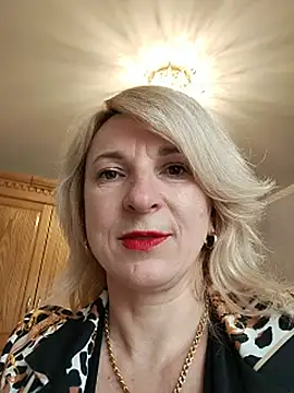 Snapshot of AhlyssaLove1155 chatting on June 2, 2026, 3:45 pm AhlyssaLove1155 online show from June 2, 2026, 3:45 pm