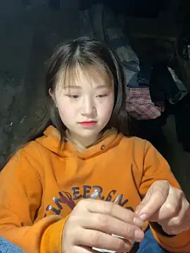 hinata-xx online show from March 13, 2026, 1:10 am