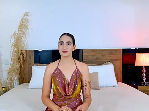 Snapshot of LucyHanks chatting on May 12, 2026, 2:12 pm LucyHanks online show from May 12, 2026, 2:12 pm