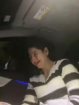 coupledeea online show from February 1, 2026, 7:01 pm