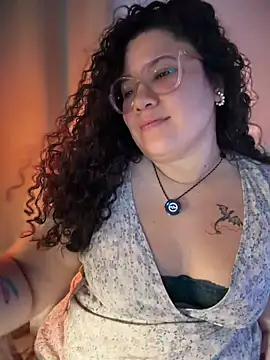 VanesssaMilf  online show from June 11, 2026, 11:24 pm