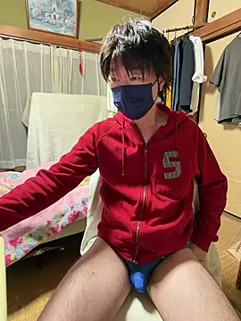 Snapshot of Hirokazu_12 chatting on June 3, 2026, 11:33 am Hirokazu 12 online show from June 3, 2026, 11:33 am