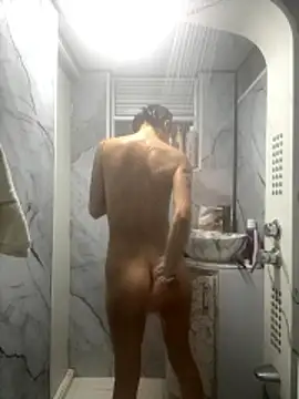 Snapshot of Zoey_dim chatting on January 11, 2026, 11:11 pm Zoey dim online show from January 11, 2026, 11:11 pm