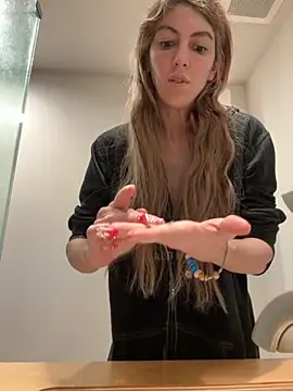 Snapshot of CelestialRuby chatting on November 3, 2025, 3:26 pm CelestialRuby online show from November 3, 2025, 3:26 pm