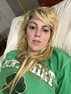 Snapshot of CelestialRuby chatting on March 17, 2025, 10:40 pm CelestialRuby online show from March 17, 2025, 10:40 pm