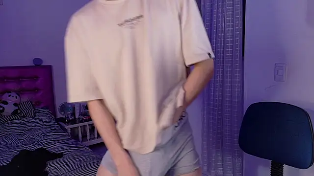 Dani Dancer online show from February 15, 2026, 11:25 pm