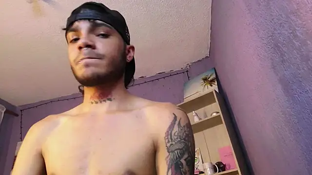 Snapshot of kingdani_hot chatting on February 15, 2026, 6:14 am kingdani hot online show from February 15, 2026, 6:14 am