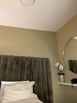  VictoriaCollins  online show from March 25, 2026, 6:13 am