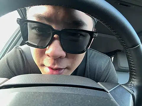 Snapshot of -kou-- chatting on April 20, 2026, 7:55 am -kou-- online show from April 20, 2026, 7:55 am