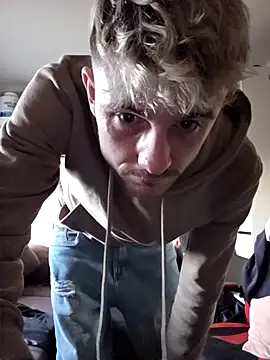 Dejvvvv95 online show from March 3, 2026, 5:09 pm