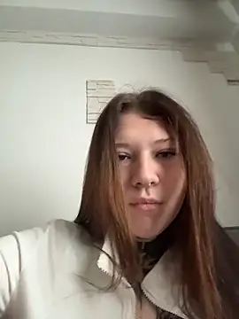 FionaMurr online show from May 26, 2026, 1:47 am