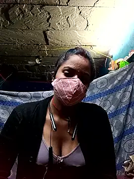 Poonam8080 online show from December 22, 2025, 1:22 pm