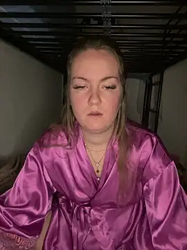 Snapshot of Vikml166 chatting on March 1, 2026, 6:24 am Vikml166 online show from March 1, 2026, 6:24 am